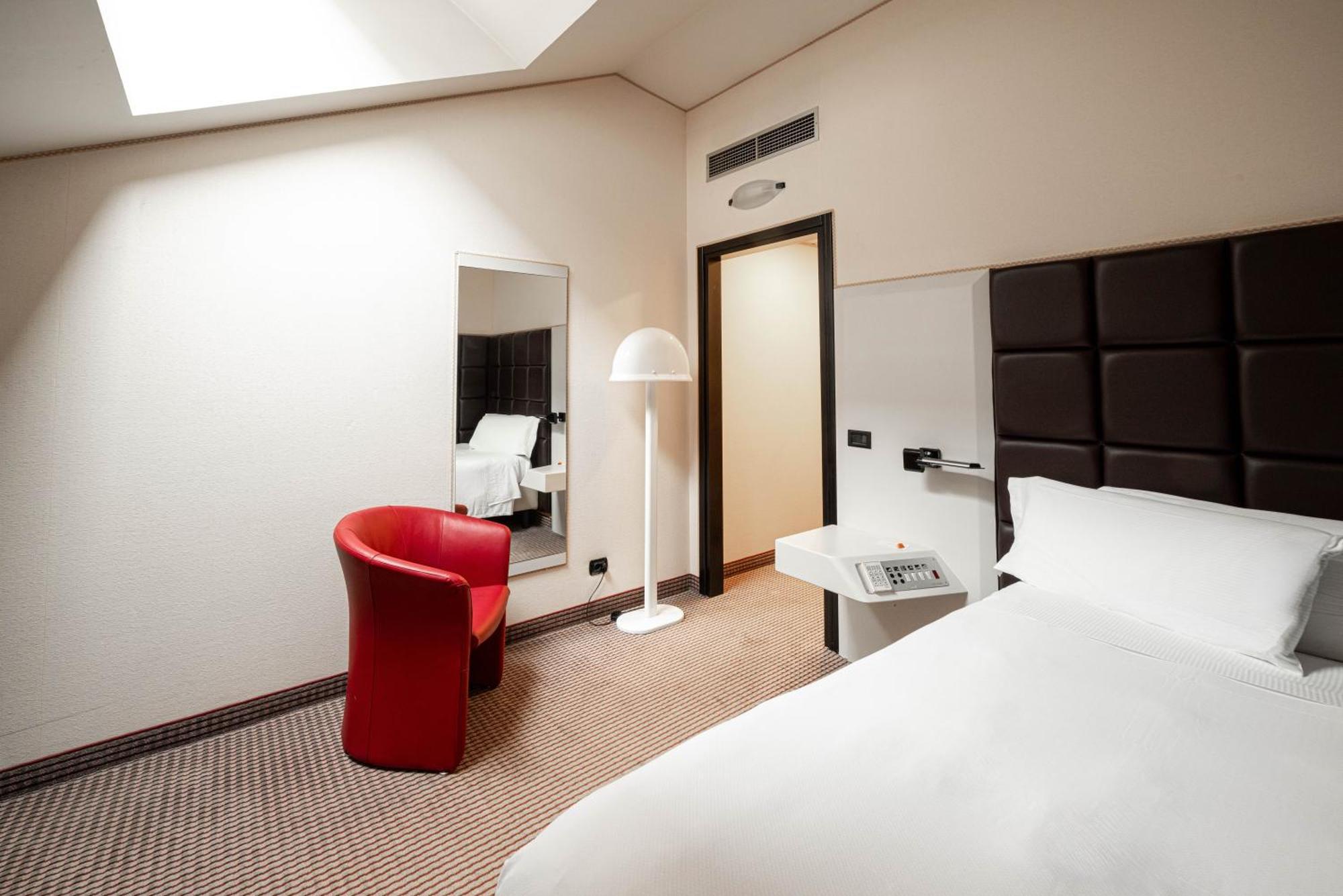 Phi Hotel Principe Cuneo Eksteriør bilde