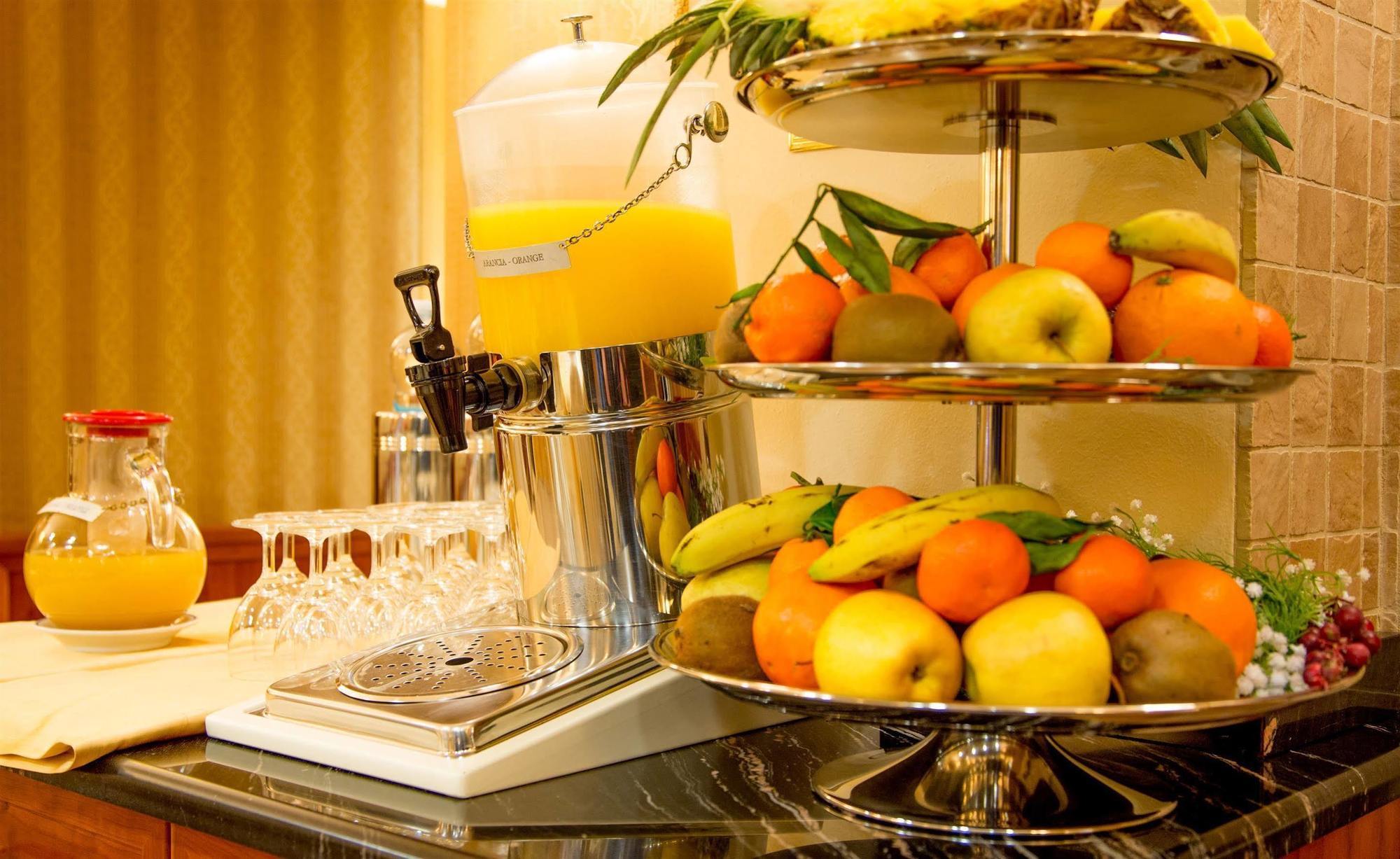 Phi Hotel Principe Cuneo Eksteriør bilde