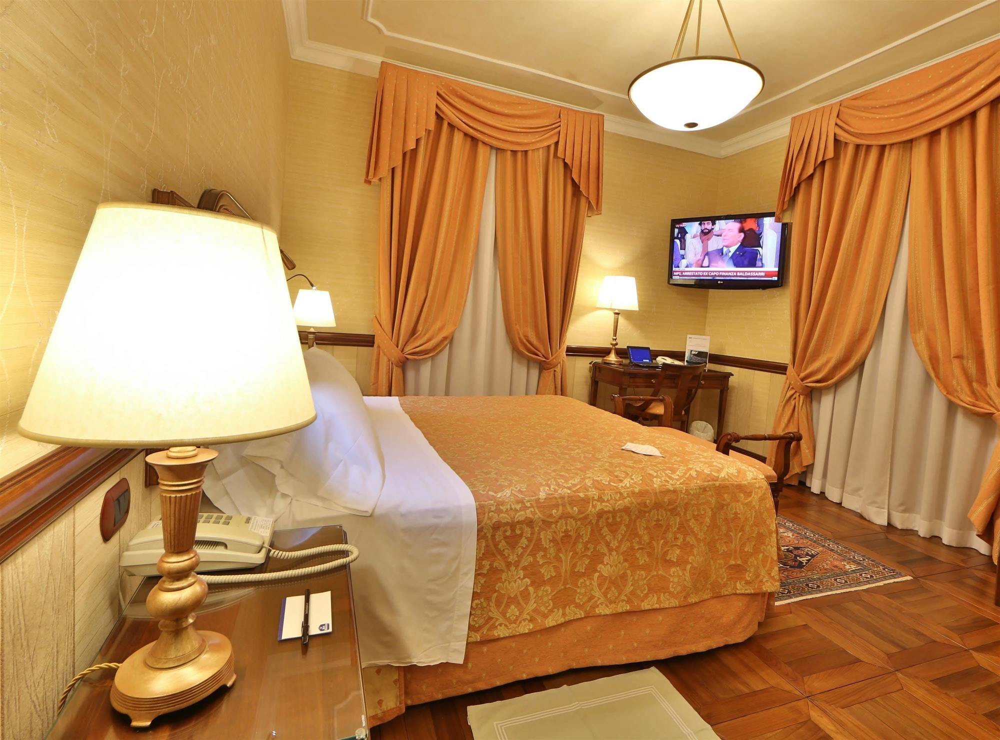 Phi Hotel Principe Cuneo Eksteriør bilde